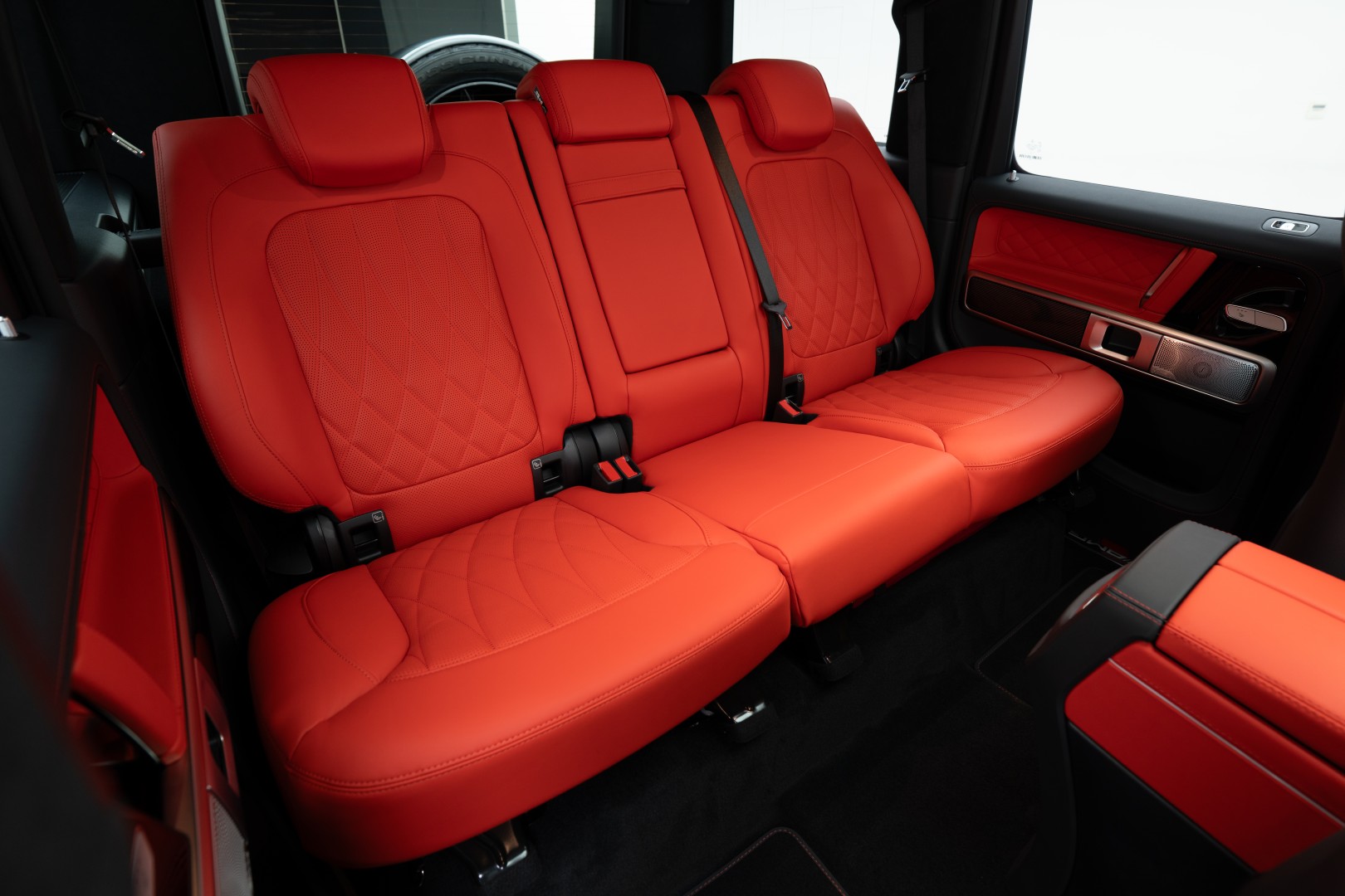 2027 MERCEDES BENZ G63 AMG | DOUBLE NIGHT PACKAGE